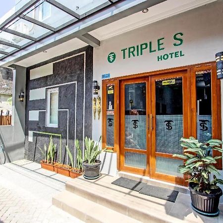 Oyo 91686 Triple S Hotel Malioboro Yogyakarta Eksteriør bilde